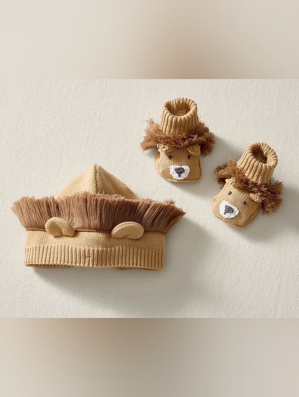 Pottery Barn Kids Lion Hat & Bootie Set Brown & Tan Baby 3-6M NWT
